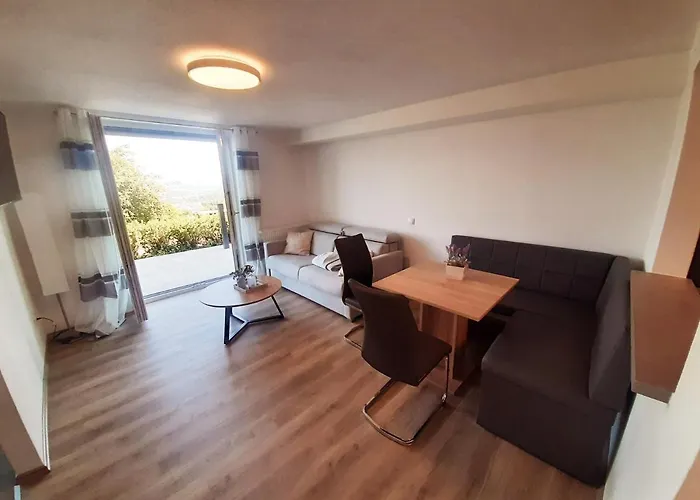 Wohlfuehlapartments Zum Hackelstein Fuchsmühl